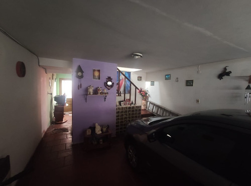 Imagen 2 de 10 de Casa En Venta En Moron Sur