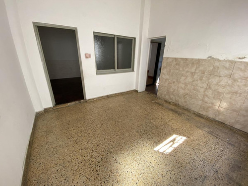 Imagen 3 de 19 de Ph Para Reciclar - 2 Ambientes Con Patio Y Terraza