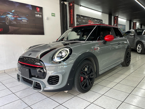 MINI John Cooper Works 2.0 Hot Chilli At