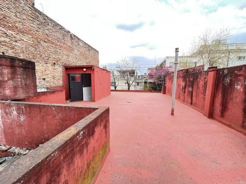 Casa Lote Propio Con Terraza Y Garage - Parque Avellaneda