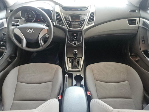 Hyundai Elantra 2016