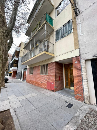 Monoambiente Colegiales, Cocina Separada Y Lavadero.