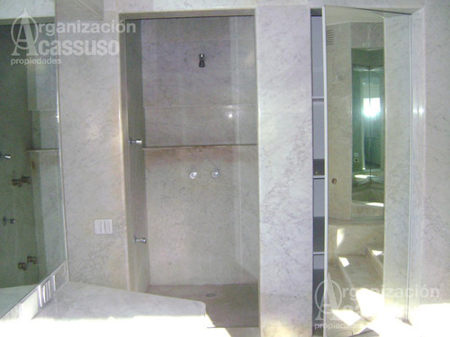 Casa En Venta - Martínez - Av. Libertador Al Río