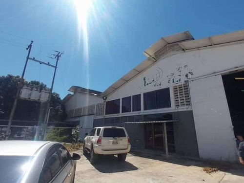 Jp17 Galpón Industrial En Alquiler, Área De Carga Y Descarga, Patio De Maniobras Y Vigilancia Privada