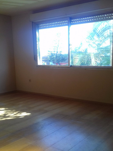 Imagem 1 de 14 de Apartamento Petropolis Porto Alegre - 1028
