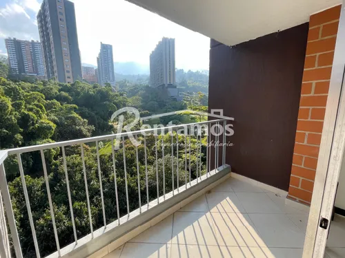 Apartamento En Arriendo En Camino Verde. Cod A775909