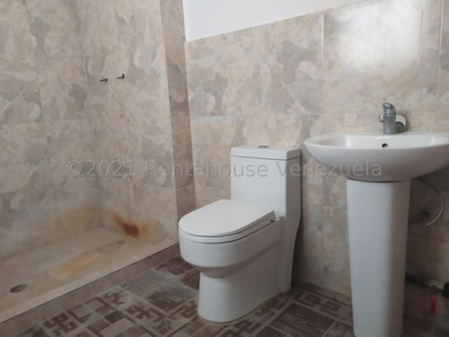 Imagen 29 de 30 de Apartamentos En Venta Lara Cabudare 21-20452 #m