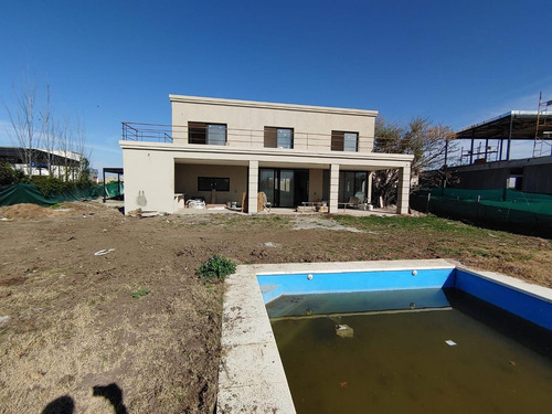 Imagen 5 de 20 de Venta Casa Harás Santa María Al Golf