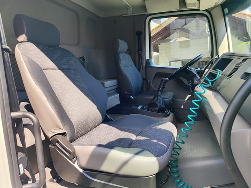 Volkswagen Constellation Vw 24280 Ano 2017 No Chassi