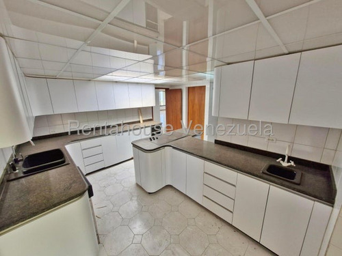 Paseo Vip Vende Espacioso Penthouse Ubc Alto Hatillo