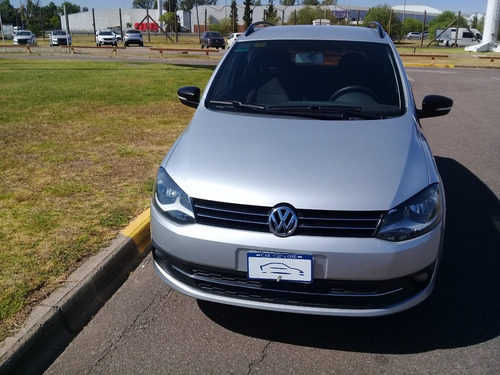 Volkswagen Suran 1.6 Trendline 2014 Jf