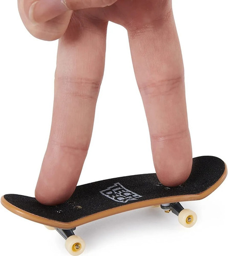 Imagen 3 de 8 de Tech Deck Nyjah Skatepark Para Dedos + Incluye Una Tabla M4e