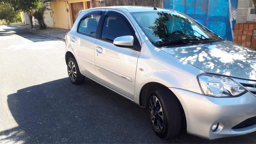 Imagem 1 de 8 de Toyota Etios 2014 1.5 16v Xs 4p