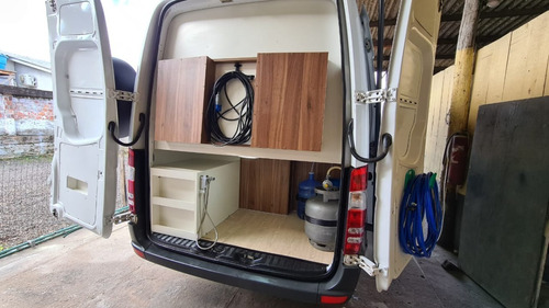 Imagem 13 de 13 de Motor Home Prático Notável