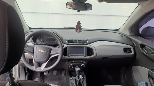 Imagem 4 de 8 de Chevrolet Onix 2014 1.0 Lt 5p
