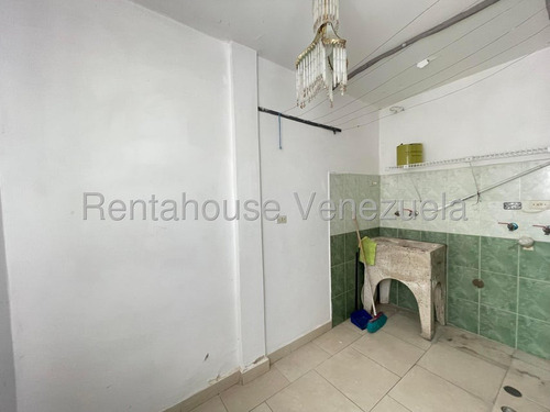 Casa En Alquiler Urb La Cooperativa Maracay Amoblada Segura Kg:25-14786