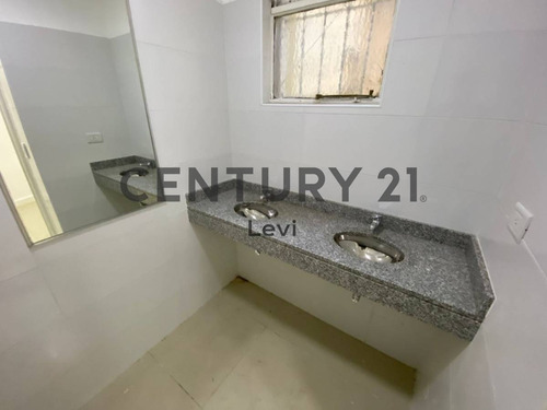 Imagen 4 de 11 de Alquiler Local Comercial 8 Mts Frente - $390.000 Paquete Retiro Plaza San Martin
