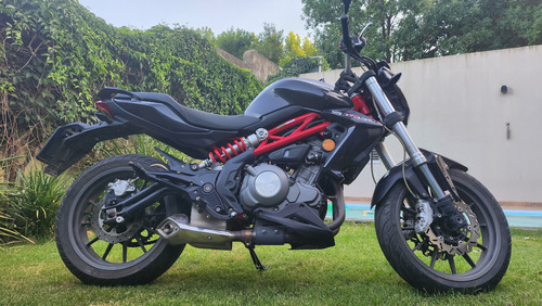 Benelli Tnt 300 - 2017 - 6500km