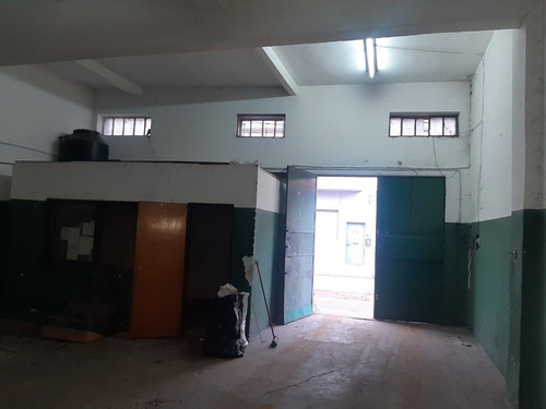 Imagen 3 de 9 de Galpon En Venta En Ciudadela