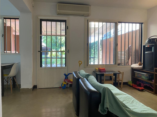 Imagen 12 de 30 de Casa De 3 Dormitorios En Venta Con Pileta Y Parrillero Rosario Fisherton