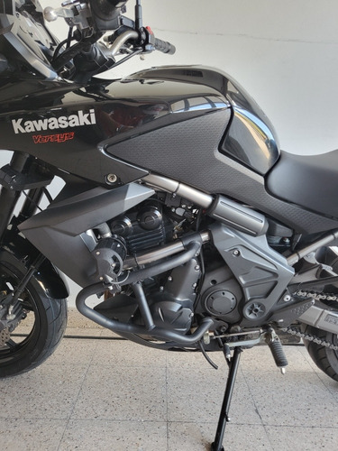 Imagen 12 de 15 de Versys 650 2014 Rodada 16 Excelente Recibo Inferior Tuamoto