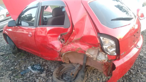 Imagem 8 de 12 de Sucata Celta 2015 1.0 Flex - Rs Auto Peças Farroupilha