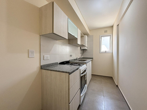 Departamento De 2 Dormitorios A Estrenar Con Cochera, Patio Y Amenities