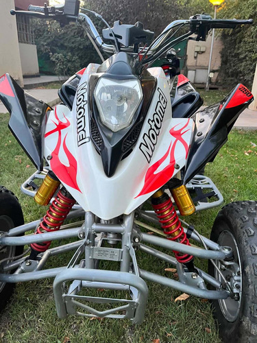 Imagen 21 de 25 de Motomel Volcano 250cc.