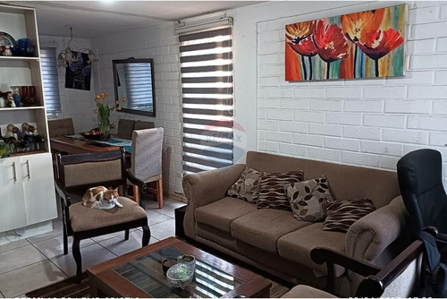 Acogedora Casa En Buin