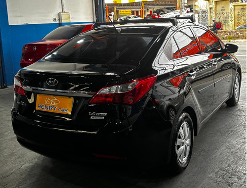 Hyundai HB20S 1.6 Comfort Style Flex Aut. 4p