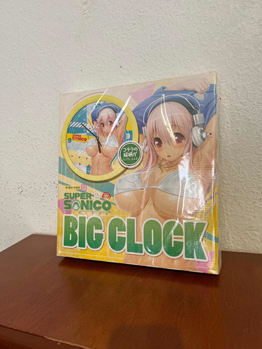 Gran Reloj De Super Sonico Original