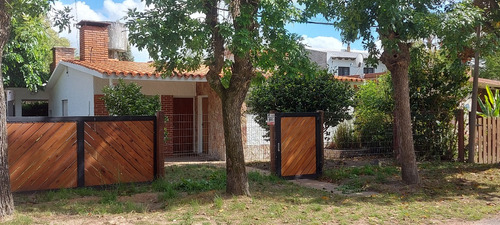 Casa  Los Titanes  -  San Luis  Con Facilidades