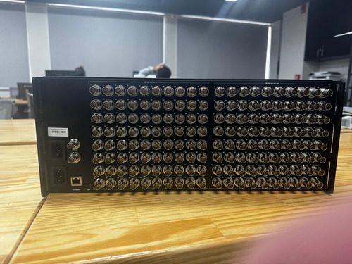 Blackmagic Design Videohub 80x80 12g (Usado)