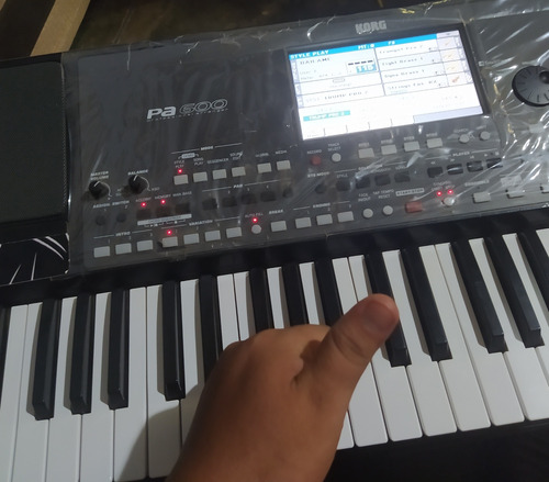 Teclado Korg Pa 600  Todo Exelente Uso Personal 