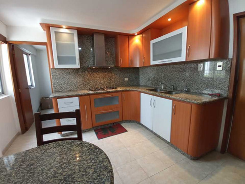 Imagen 5 de 27 de En Venta Apartamento Remodelado 144 M² 4h/3b/2 Pe Chuao