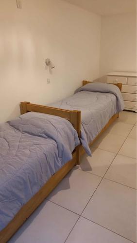 Imagen 22 de 26 de Alquiler Temporario. 5 Amb, 8 Personas -3 Baños, Patio Y Parrilla- Excelente Ubicación. Disponible A Partir Del 22 De Febrero Y Marzo