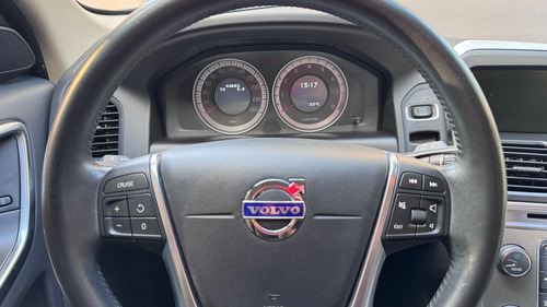 Volvo XC60 2.0 T5 Dynamic 5p
