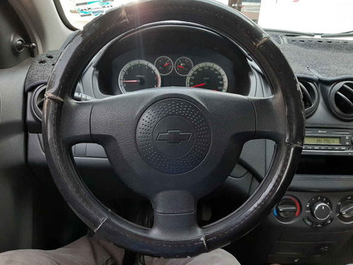 Chevrolet Aveo 2017 4p Ls L4/1.6 Aut Linea Anterior