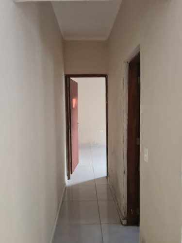 Imagem 8 de 11 de Casa 2 Quartos Barata Em Mongaguá