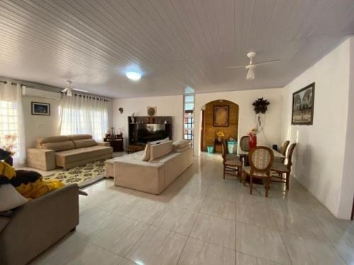 Imagem 14 de 14 de Chácara Em Itariri Com 4 Quartos E Piscina 7895