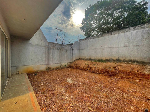 Imagen 14 de 14 de Townhouse Ubicado En Colinas De Guataparo Obra Gris Conjunto Privado A5b468