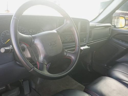 Imagen 8 de 10 de Chevrolet Silverado