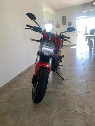 Ducati Monster 797