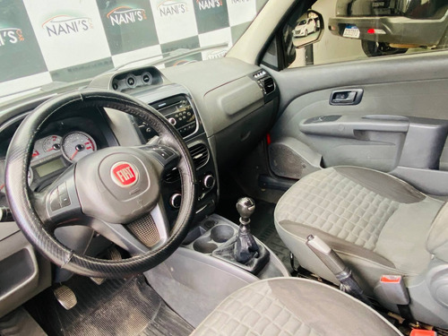Imagem 9 de 10 de Fiat Strada 1.8 Mpi Adventure Cd 16v Flex 2p Manual