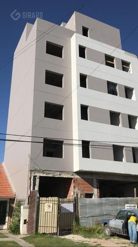 Desarrollo Inmobiliario | 4 Ambientes En Venta, Barrio Constitucion