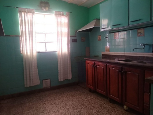 Imagen 4 de 11 de Casa Tres Dormitorios Barrio Oeste