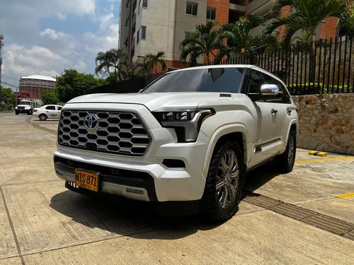 Toyota Sequoia 3.4 V6 Capstone