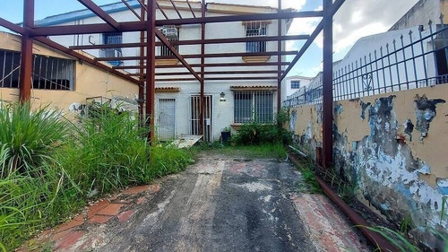 Imagen 5 de 12 de En Venta Casa Para Remodelar Ubicada En El Parral En Avenida A66387