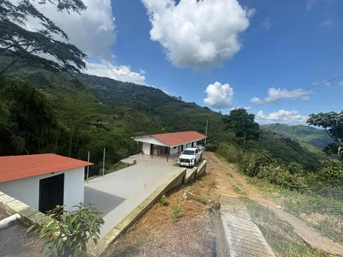 Hermosísima Finca Para Inversión
