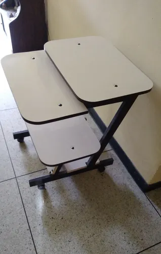 Mesa Para Computadora,impresora,teclado,regulador ... (Usado)